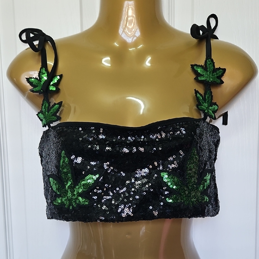 NWT Dolls Kill 420 Leaf Sequin Black Crop Top Green Tie Straps Sz M